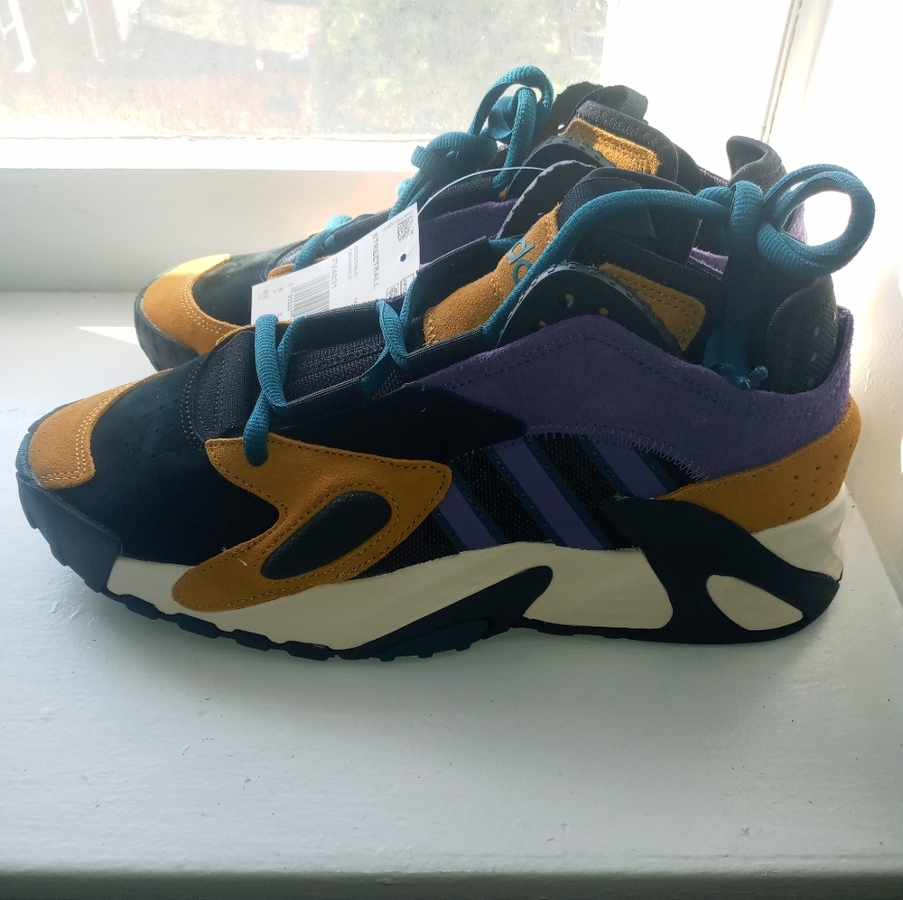 Men's Adidas Sneakers